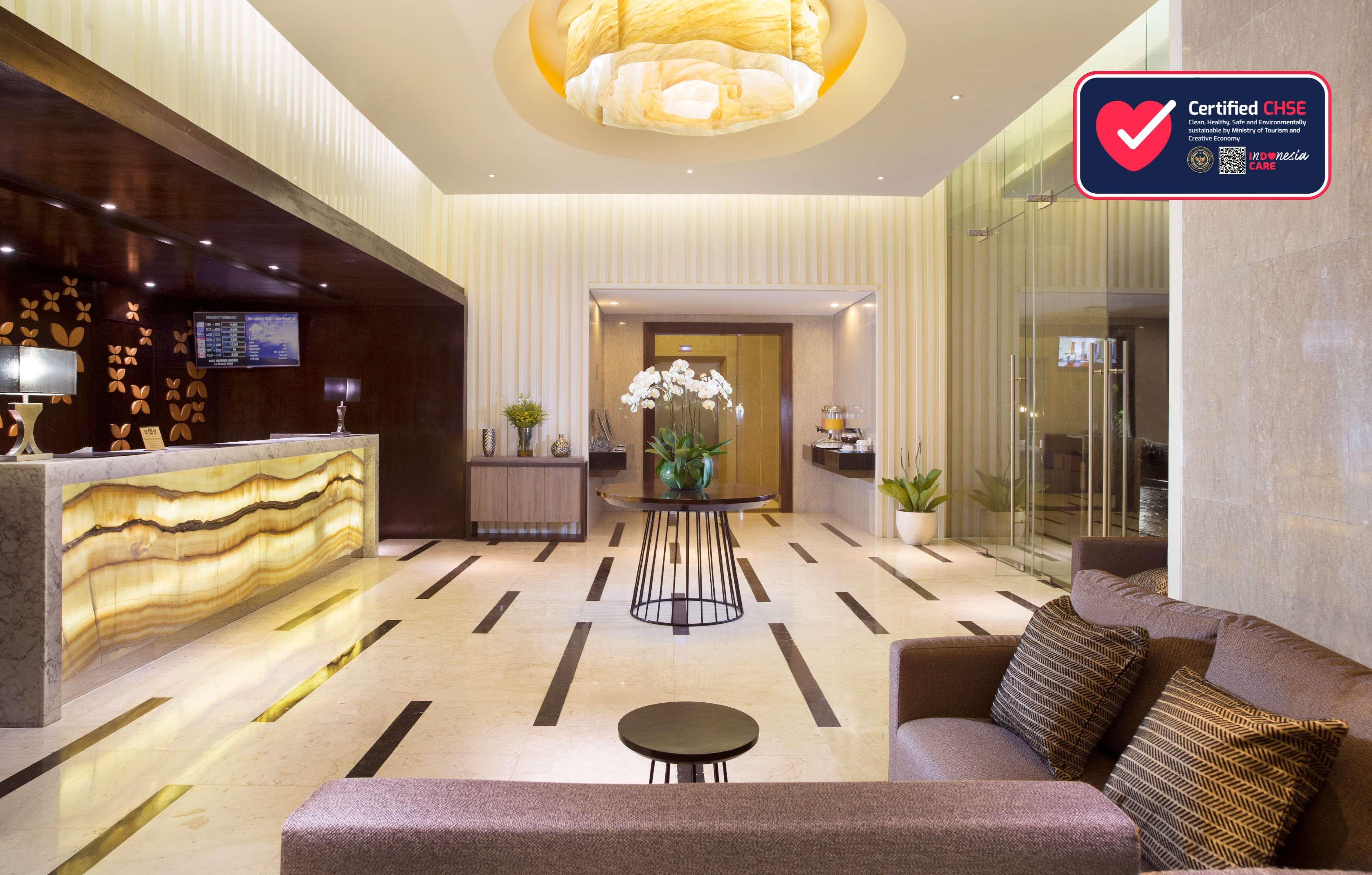 Best Western Premier La Grande Бандунг Экстерьер фото