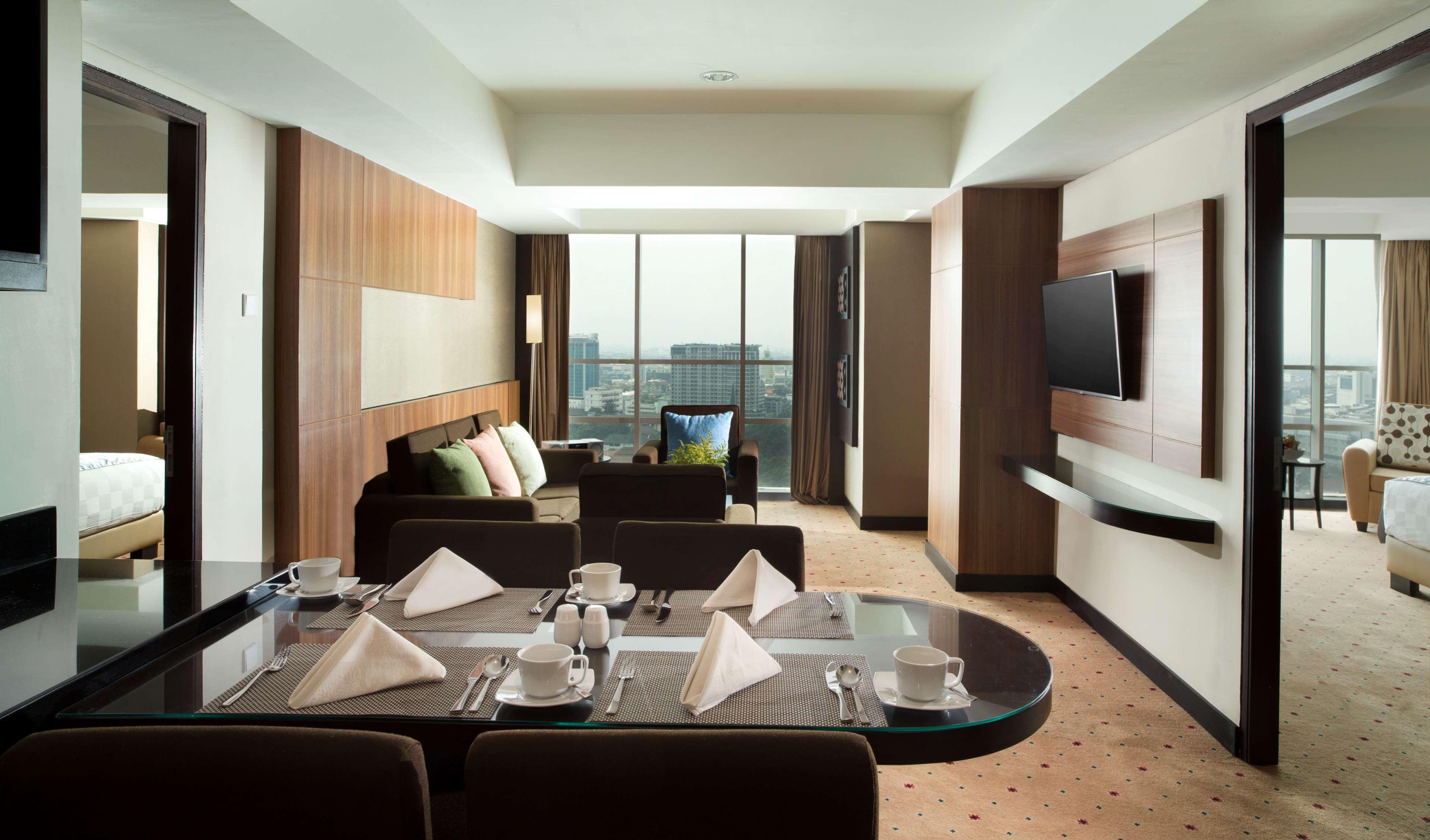Best Western Premier La Grande Бандунг Экстерьер фото