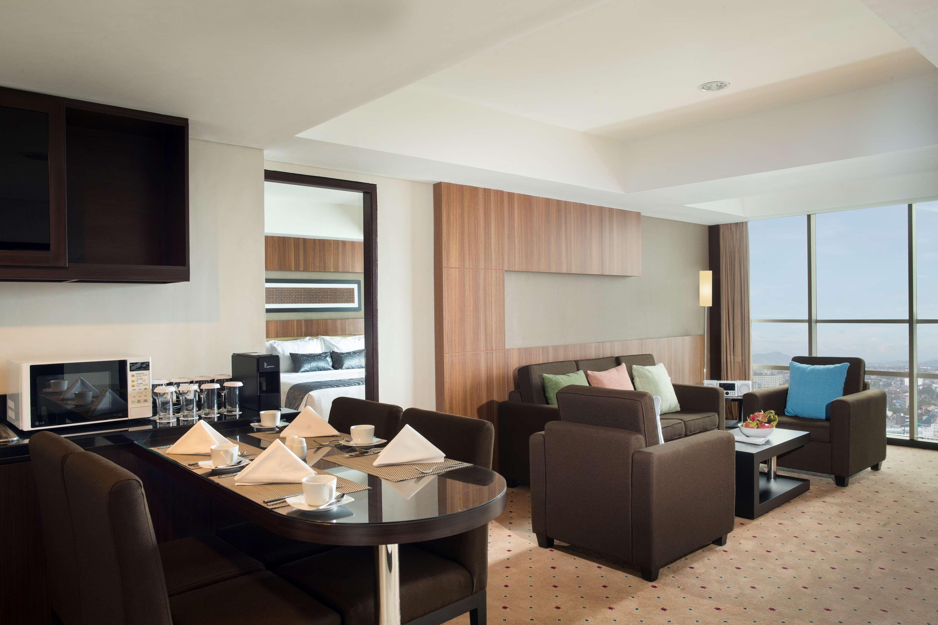 Best Western Premier La Grande Бандунг Экстерьер фото