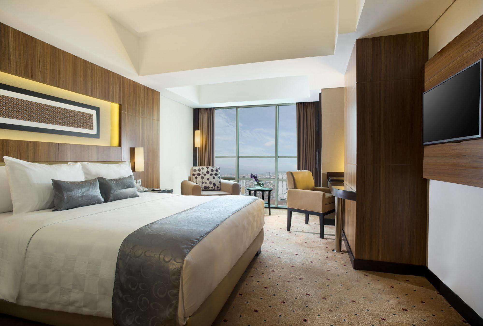 Best Western Premier La Grande Бандунг Экстерьер фото